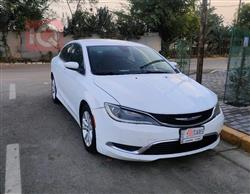 Chrysler 200